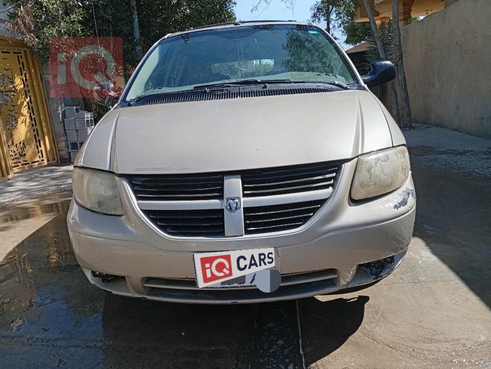 دودج كارافان